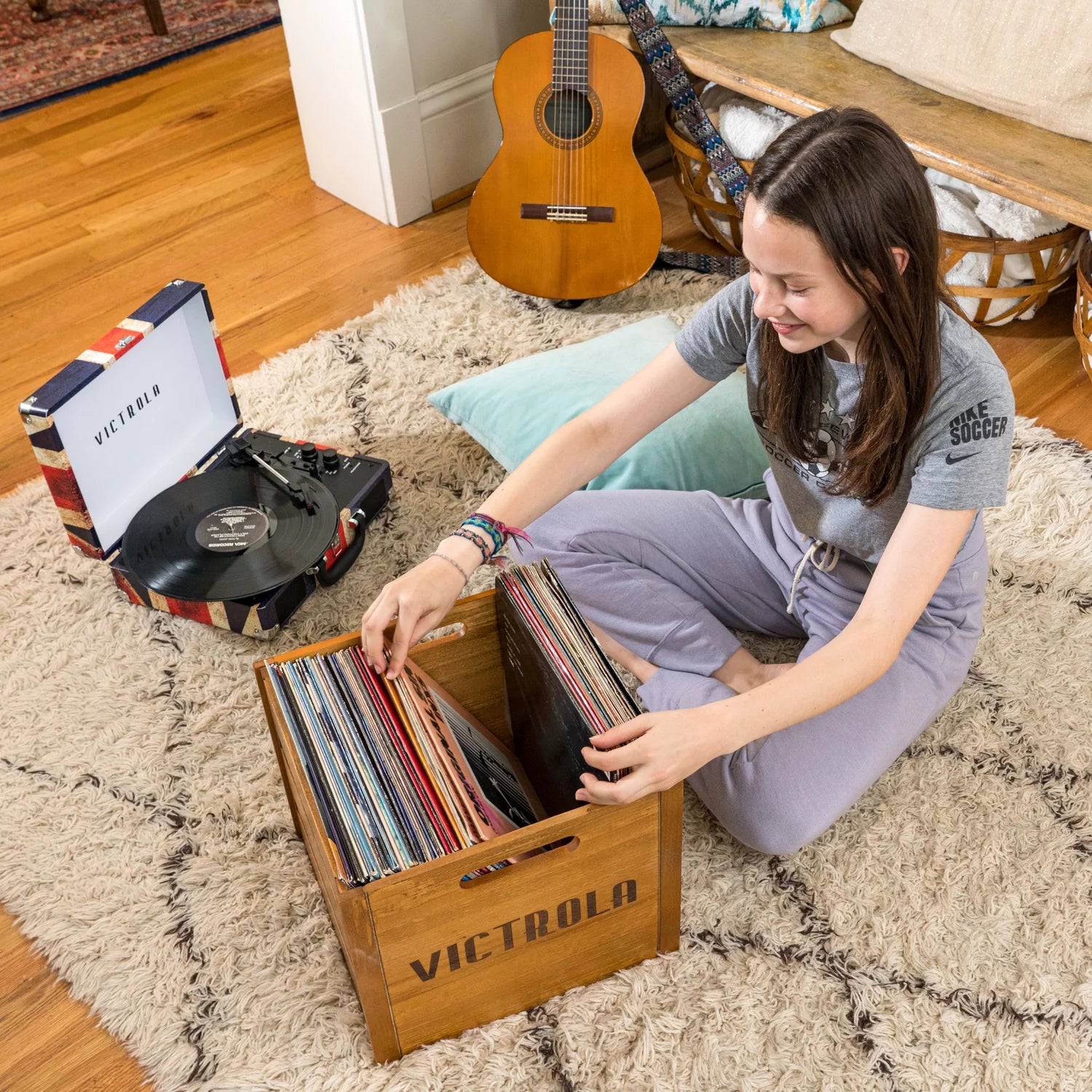 the Journey Bluetooth Suitcase Record Player with 3-Speed Turntable (Union Jack) - Tenini Strive Electronic Shop